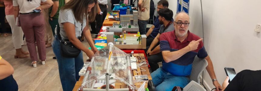 Con un proyecto tecnológico para producir alimentos, la Multiversidad participa de la Jornada Innovación Educativa